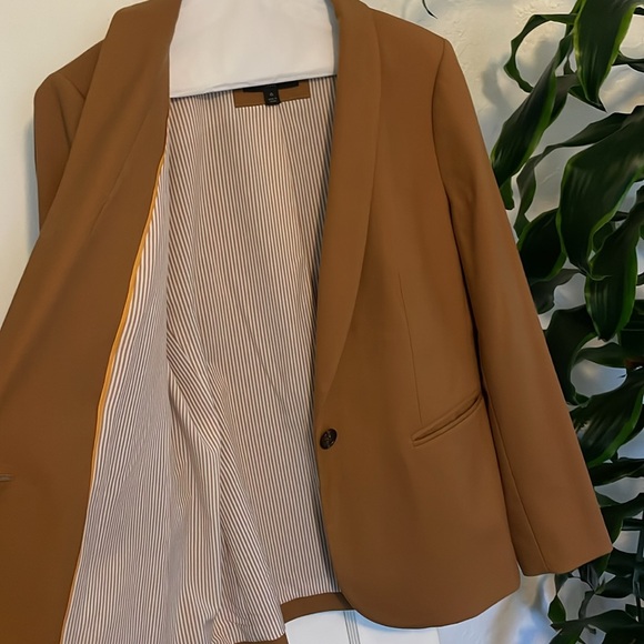 J Crew Camel Parke Blazer, Size 6 - Picture 5 of 5